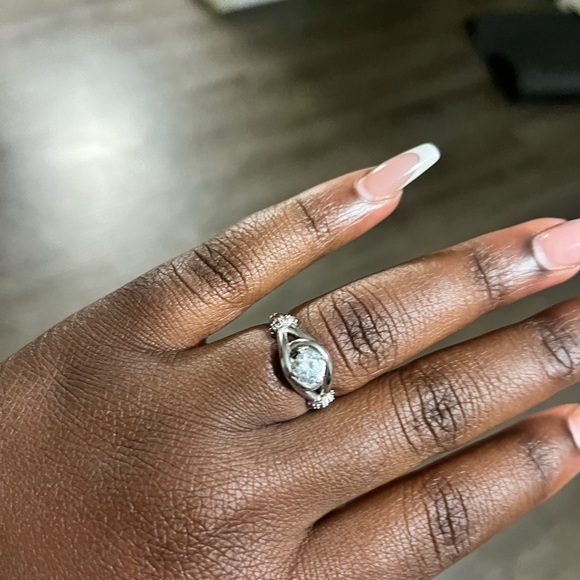 MUST BUNDLE ‼️silver NVC ring - Picture 5 of 6